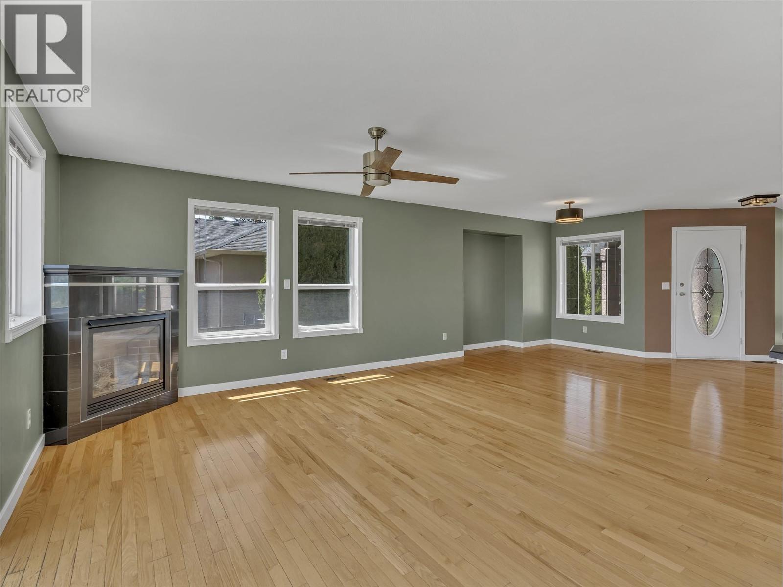 1893 Sandstone Drive, Penticton, British Columbia  V2A 8Y6 - Photo 13 - 10370314