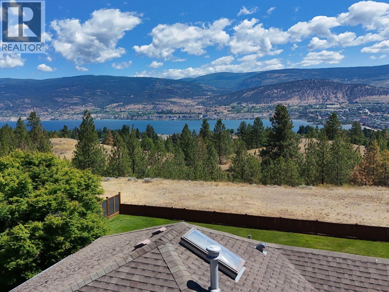 1893 Sandstone Drive, Penticton, British Columbia  V2A 8Y6 - Photo 30 - 10370314