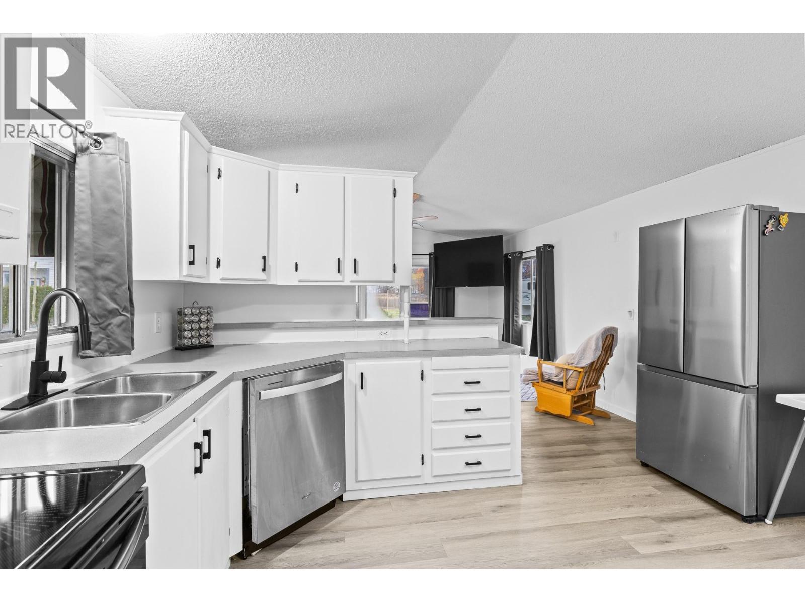 2035 Boucherie Road Unit# 63, West Kelowna, British Columbia  V4T 1Z7 - Photo 12 - 10370080