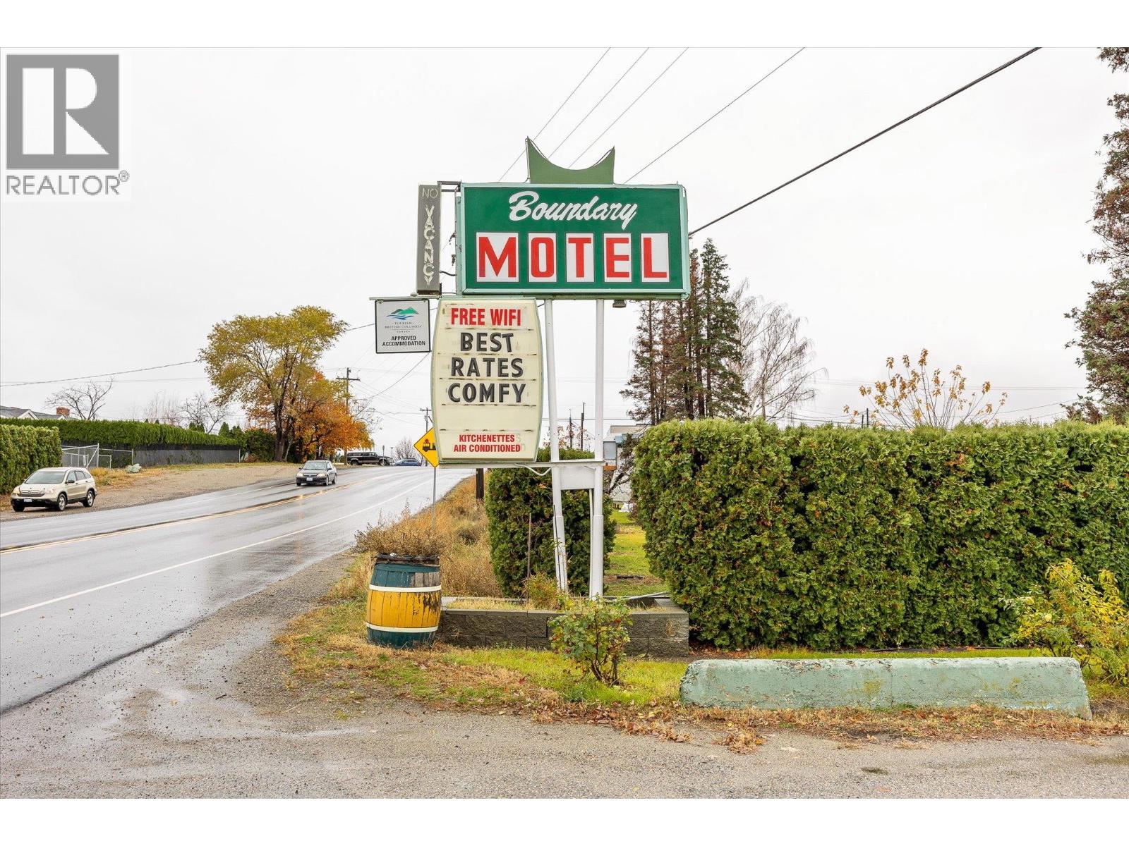 7414 97 Street, Osoyoos, British Columbia  V0H 1V5 - Photo 10 - 10370254