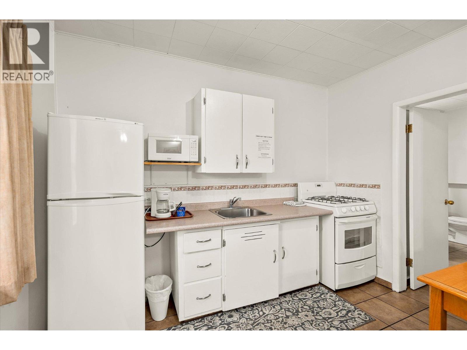 7414 97 Street, Osoyoos, British Columbia  V0H 1V5 - Photo 26 - 10370254