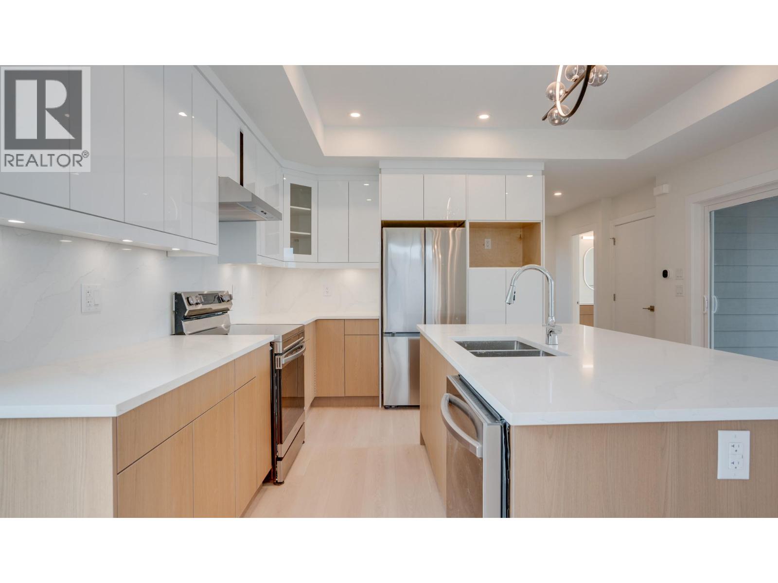 5705 Heritage Drive Unit# 20, Vernon, British Columbia  V1H 1B1 - Photo 5 - 10359086