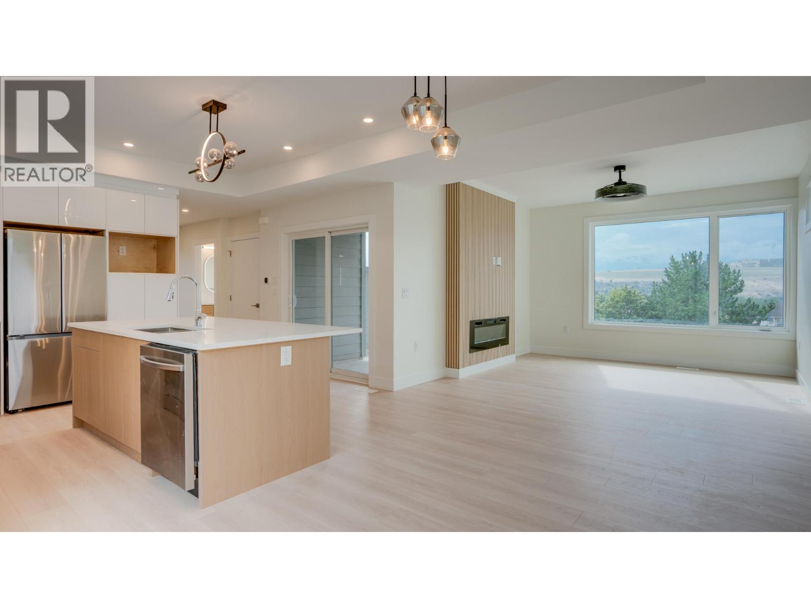 5705 Heritage Drive Unit# 1, Vernon, British Columbia  V1H 1B1 - Photo 6 - 10359036