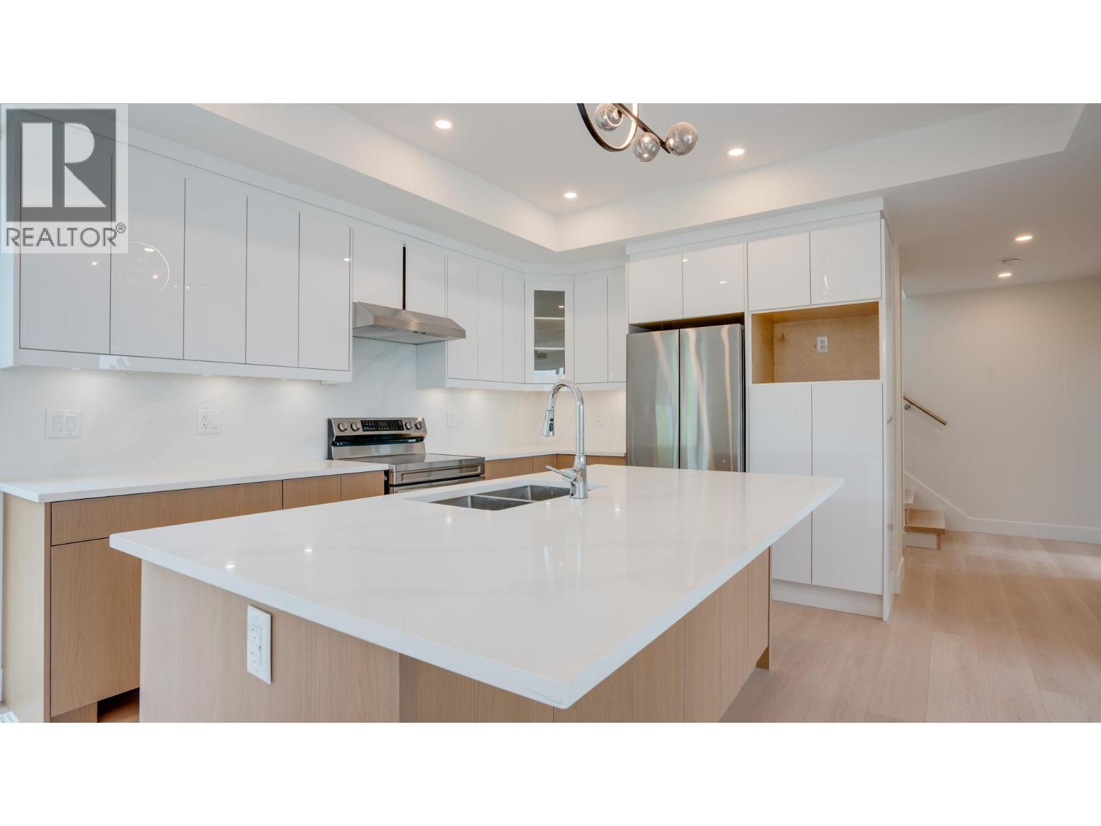 5705 Heritage Drive Unit# 25, Vernon, British Columbia  V1H 1B1 - Photo 3 - 10359000
