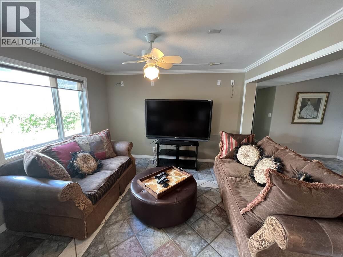 3380 Neid Road, Kelowna, British Columbia  V1W 4H5 - Photo 20 - 10370373