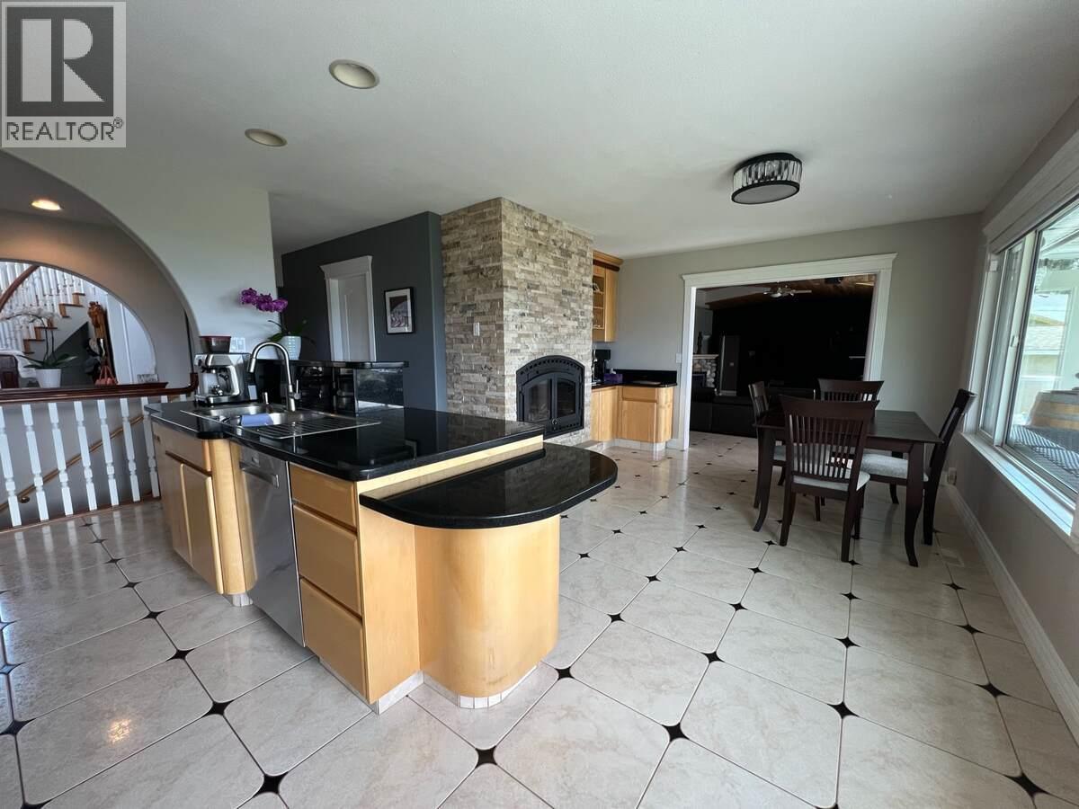 3380 Neid Road, Kelowna, British Columbia  V1W 4H5 - Photo 39 - 10370373
