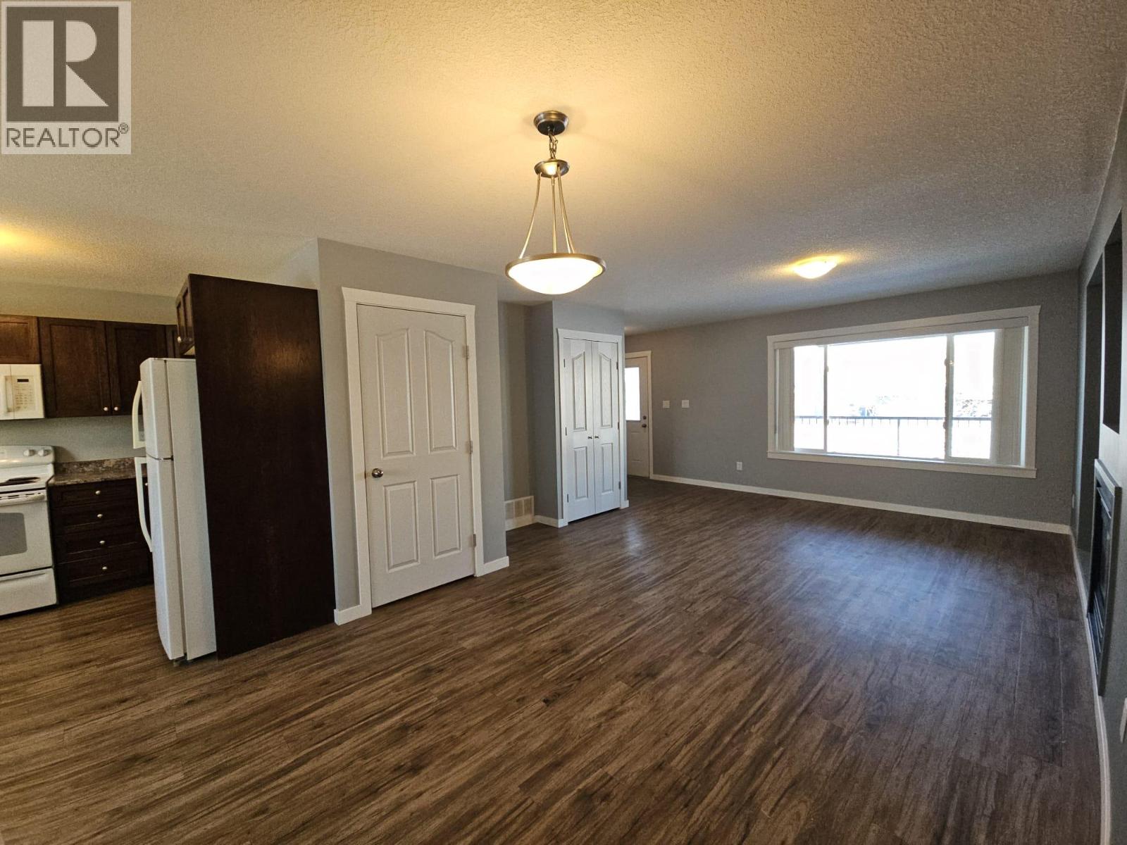 5216 41 Street Ne, Chetwynd, British Columbia  V0C 1J0 - Photo 11 - 10370351