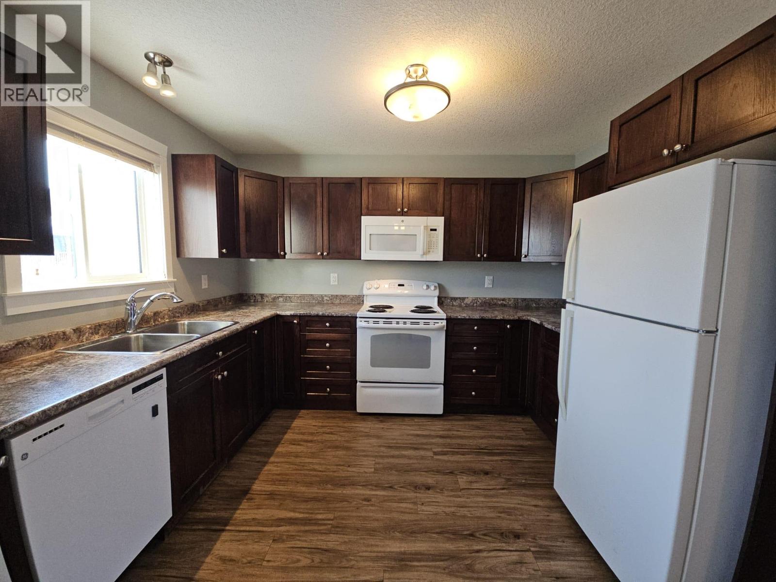 5216 41 Street Ne, Chetwynd, British Columbia  V0C 1J0 - Photo 12 - 10370351