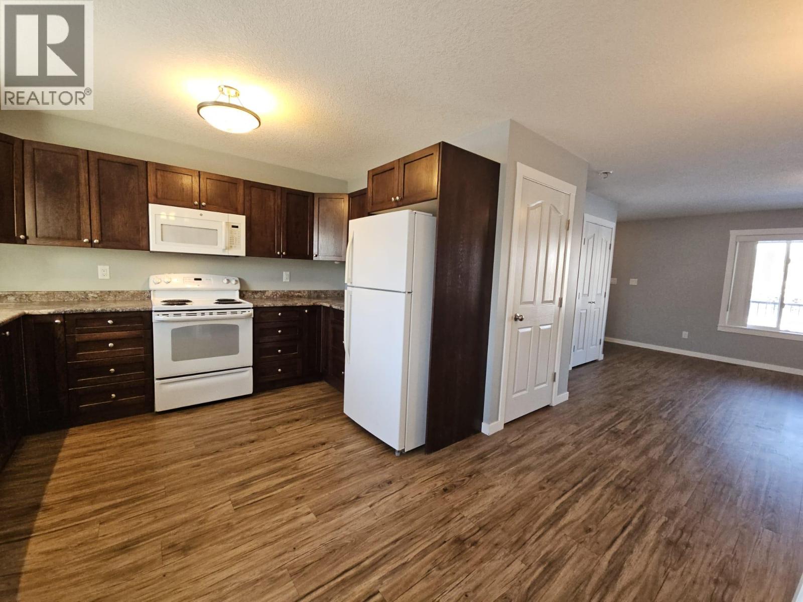 5216 41 Street Ne, Chetwynd, British Columbia  V0C 1J0 - Photo 16 - 10370351