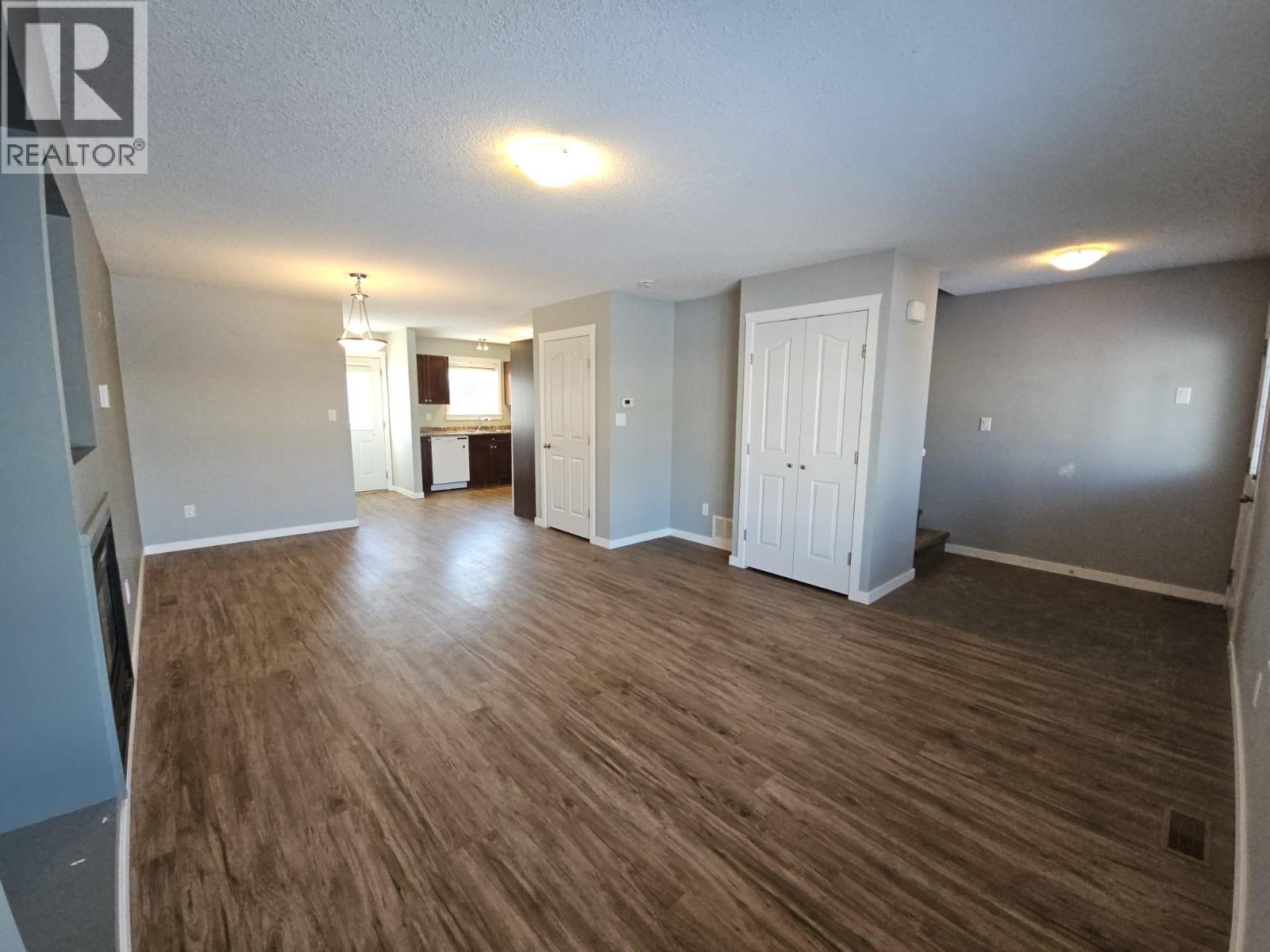 5216 41 Street Ne, Chetwynd, British Columbia  V0C 1J0 - Photo 5 - 10370351