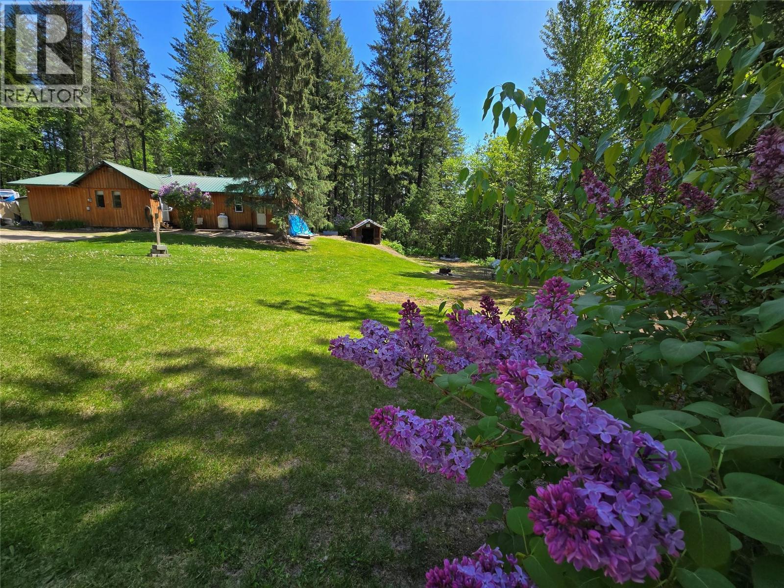404 Haywood Road, Clearwater, British Columbia  V0E 1N1 - Photo 1 - 10370350