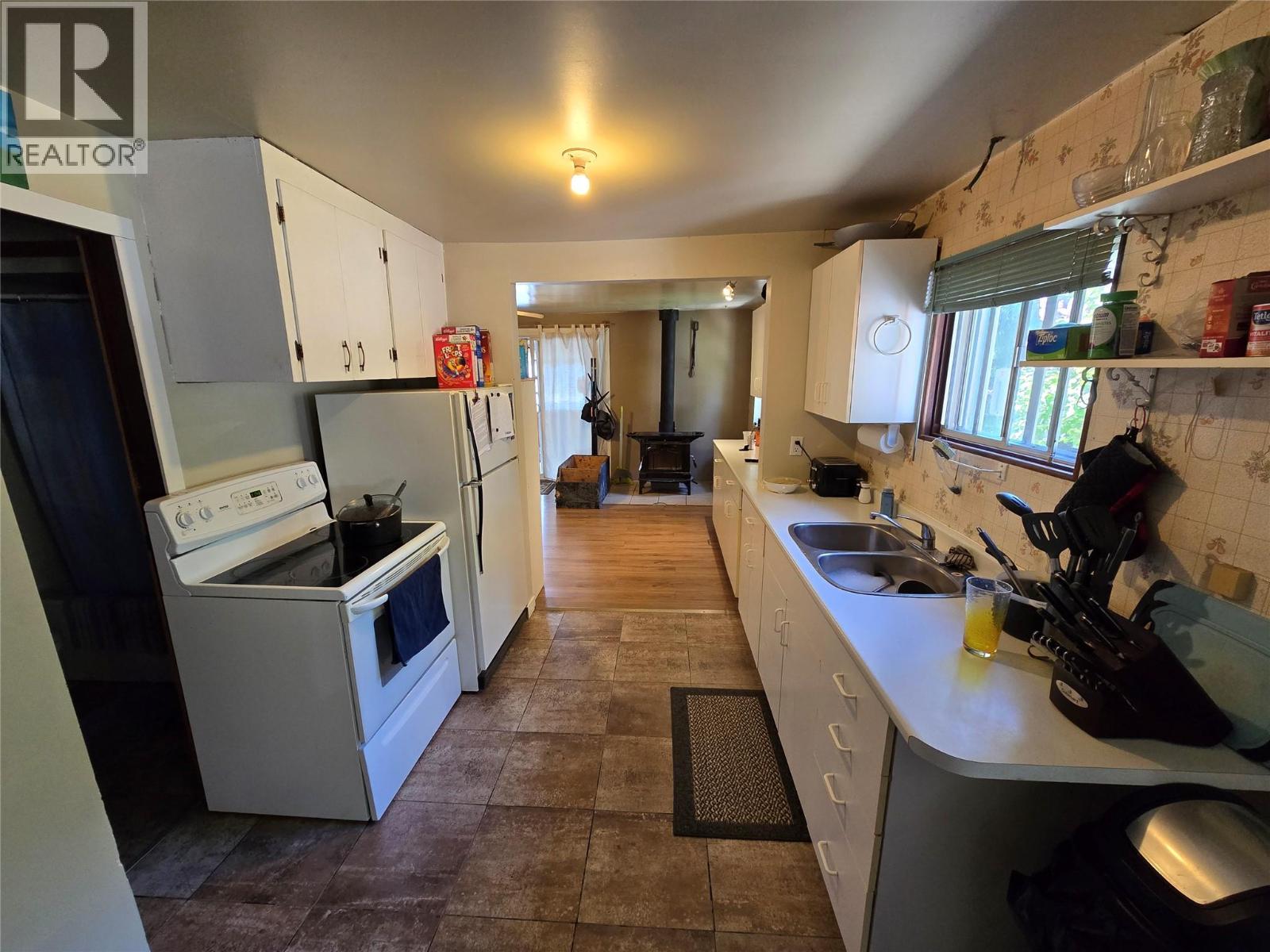 404 Haywood Road, Clearwater, British Columbia  V0E 1N1 - Photo 6 - 10370350