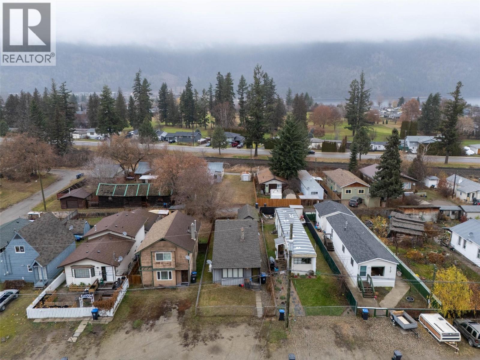 1026 Hillside Avenue, Chase, British Columbia  V0E 1M0 - Photo 23 - 10370394