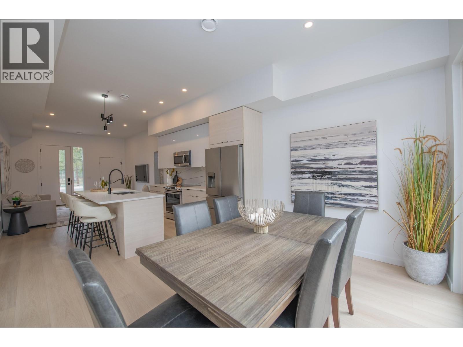9188 Tronson Road Unit# 2, Vernon, British Columbia  V1H 1E2 - Photo 10 - 10370055