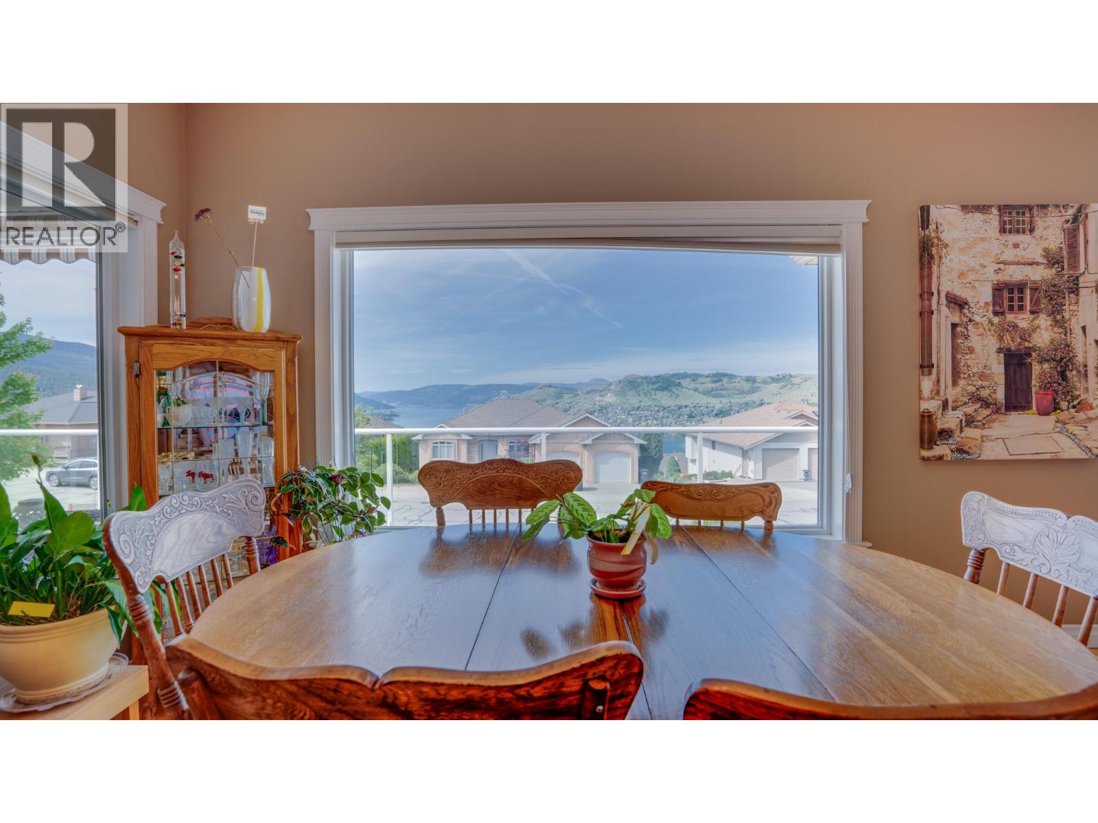 667 Mt. York Drive, Coldstream, British Columbia  V1B 3X2 - Photo 3 - 10370401