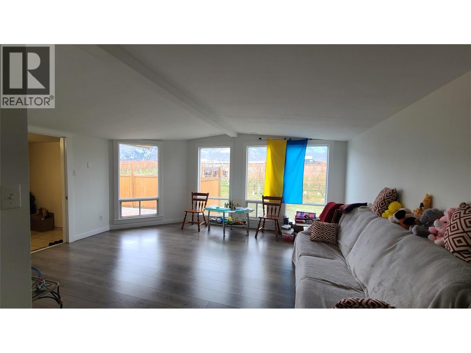 7361 Tucelnuit Drive, Oliver, British Columbia  V0H 1T2 - Photo 3 - 10370273