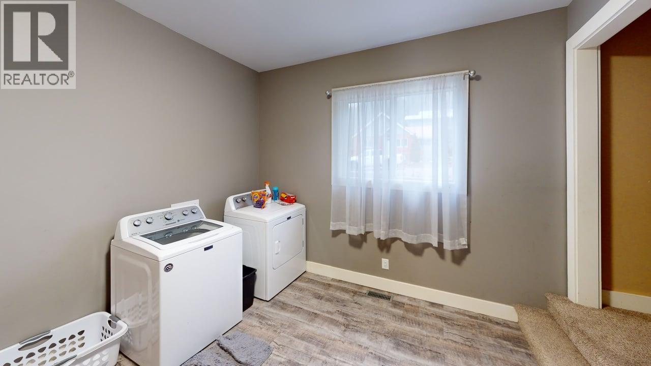 1704 Second Avenue, Rossland, British Columbia  V0G 1Y0 - Photo 22 - 10370363