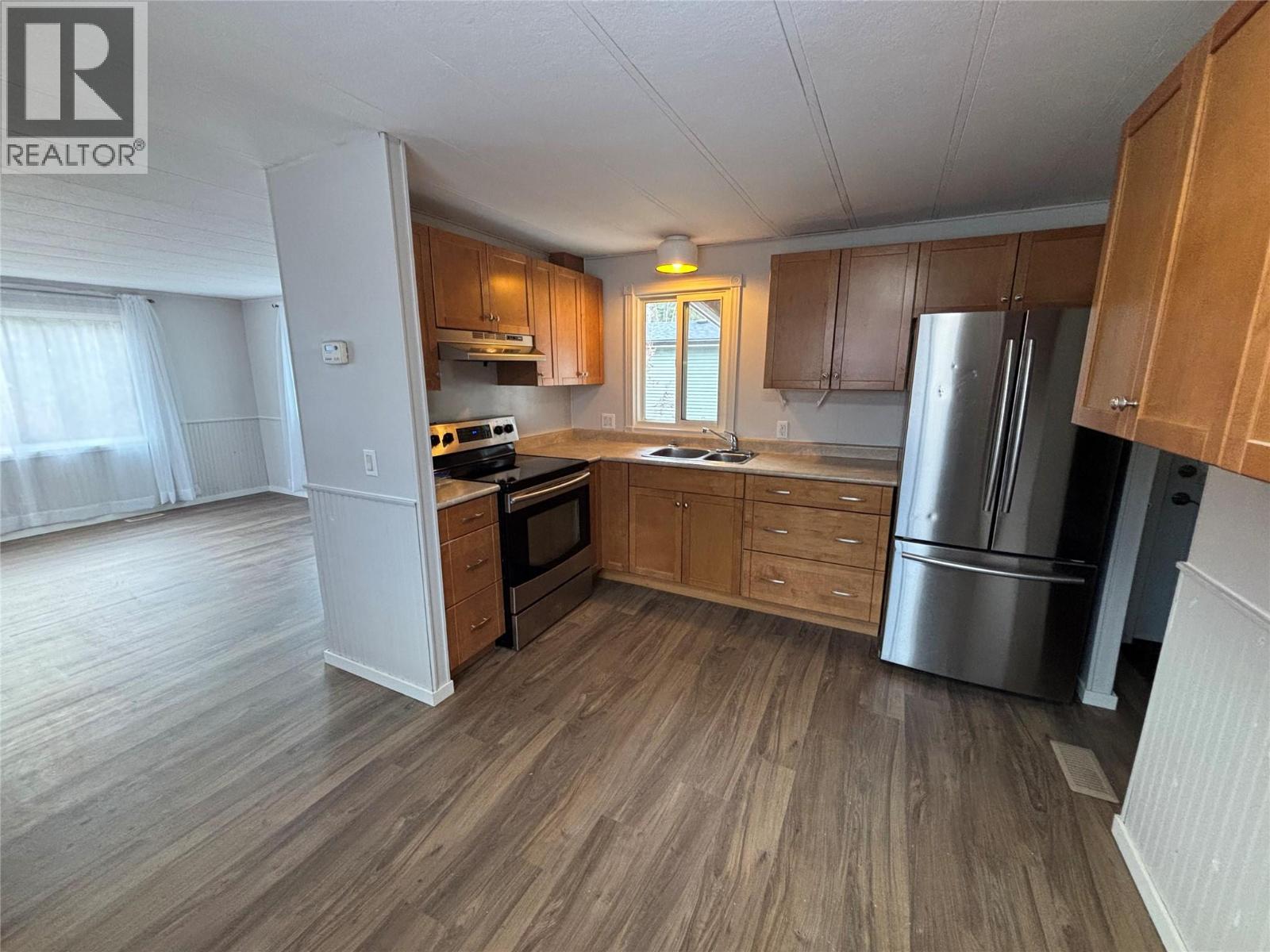 446 Lumby Mabel Lake Road Unit# B6, Lumby, British Columbia  V0E 2G5 - Photo 3 - 10370341