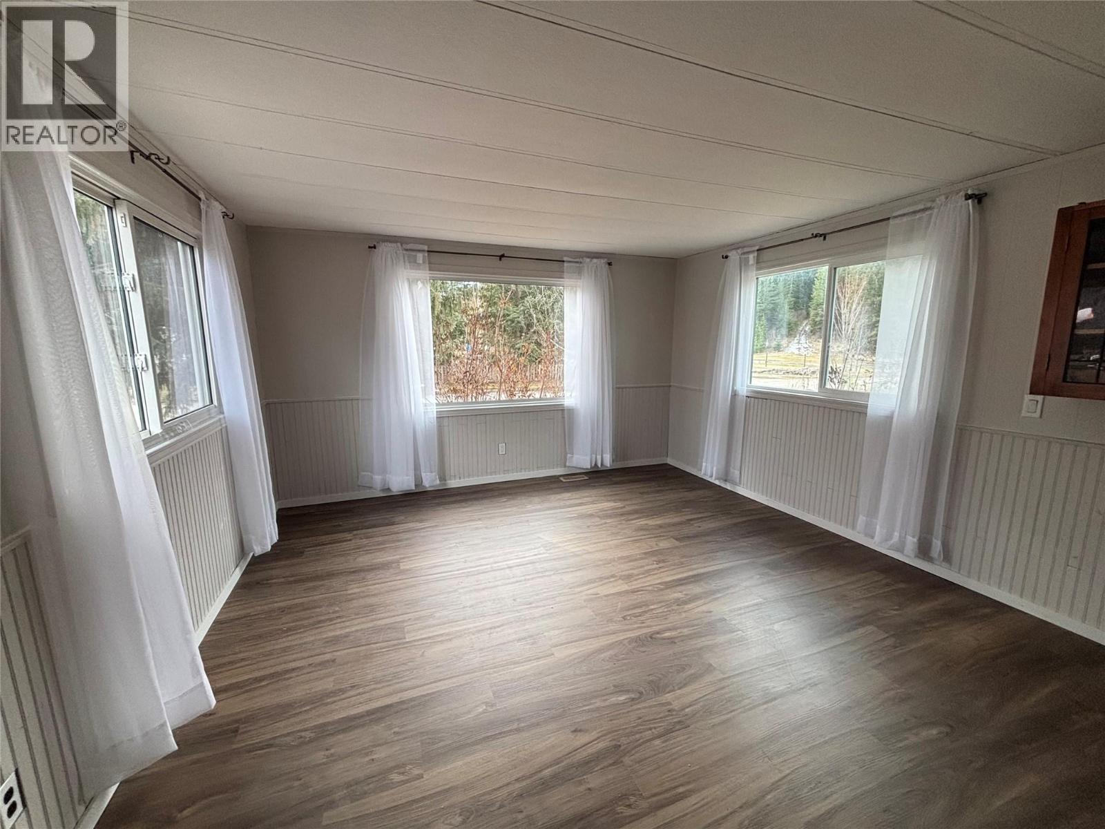 446 Lumby Mabel Lake Road Unit# B6, Lumby, British Columbia  V0E 2G5 - Photo 6 - 10370341