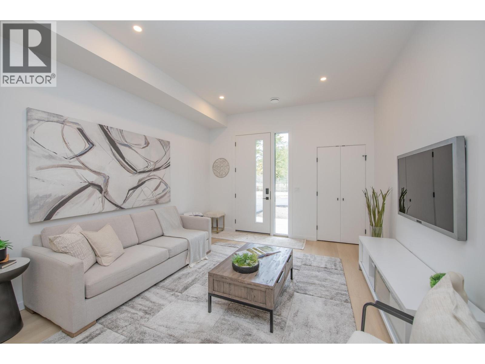 9188 Tronson Road Unit# 6, Vernon, British Columbia  V1H 1E2 - Photo 7 - 10370059