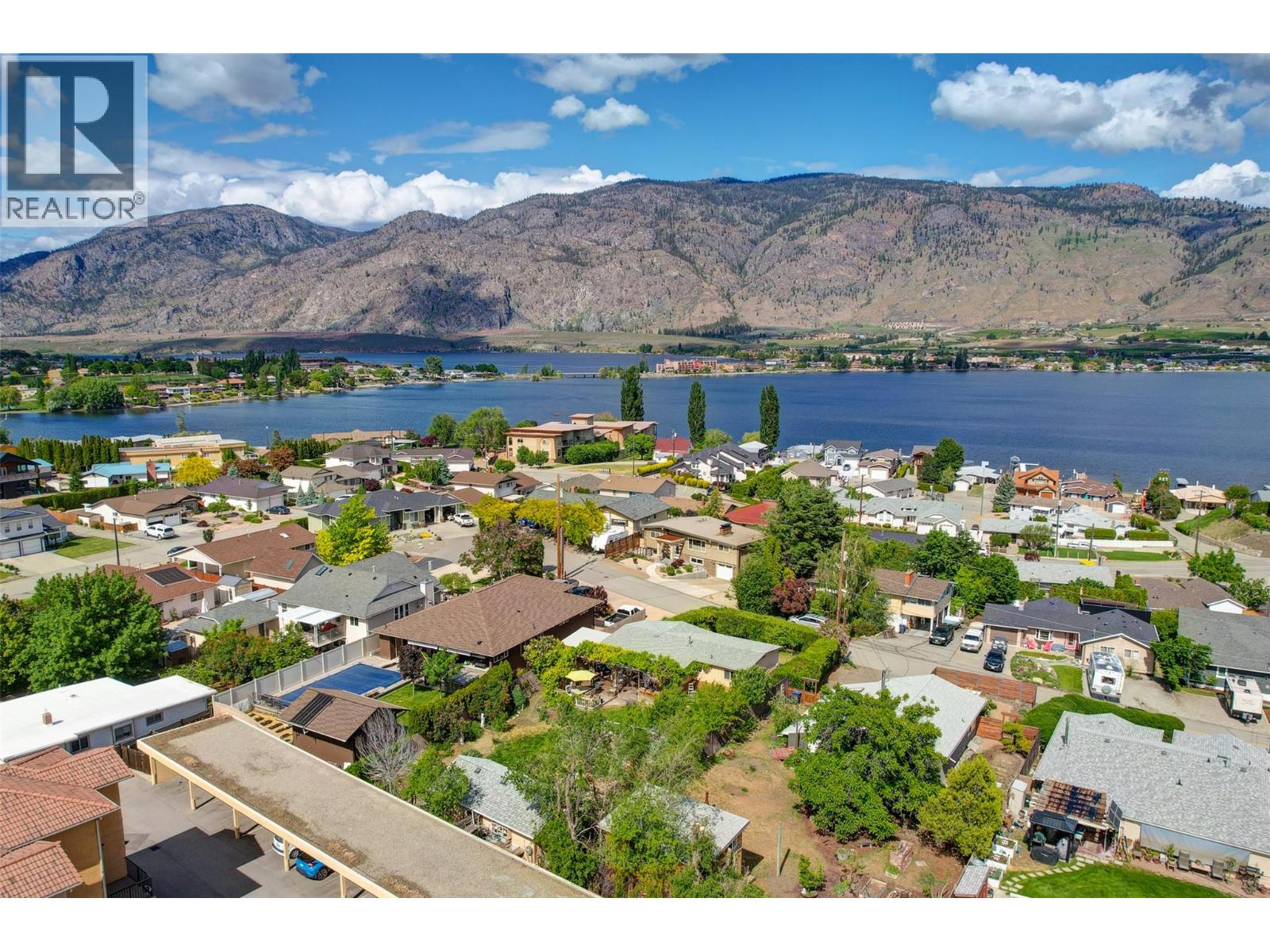 8 Rose Place, Osoyoos, British Columbia  V0H 1V1 - Photo 3 - 10348076