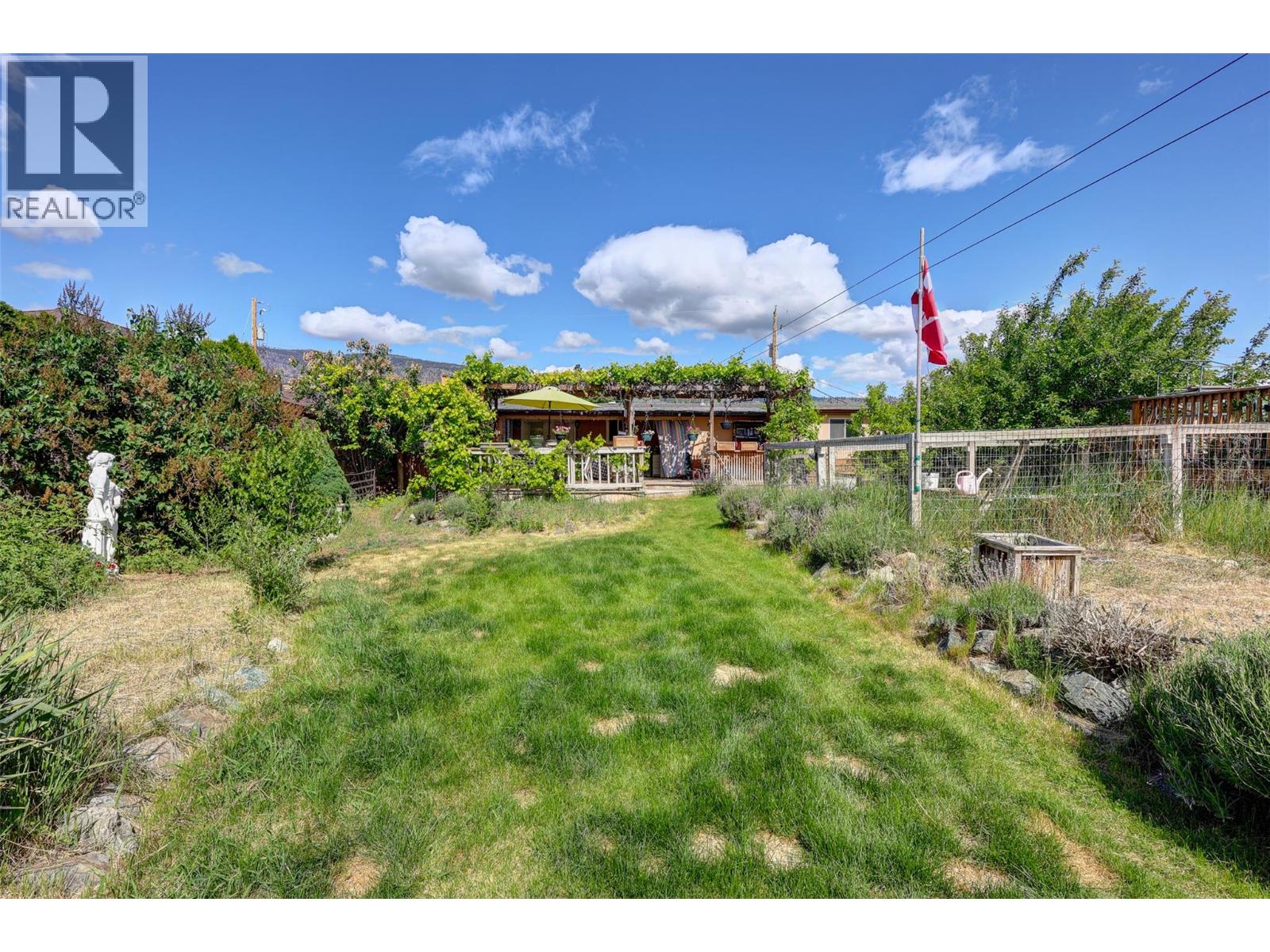 8 Rose Place, Osoyoos, British Columbia  V0H 1V1 - Photo 42 - 10348076