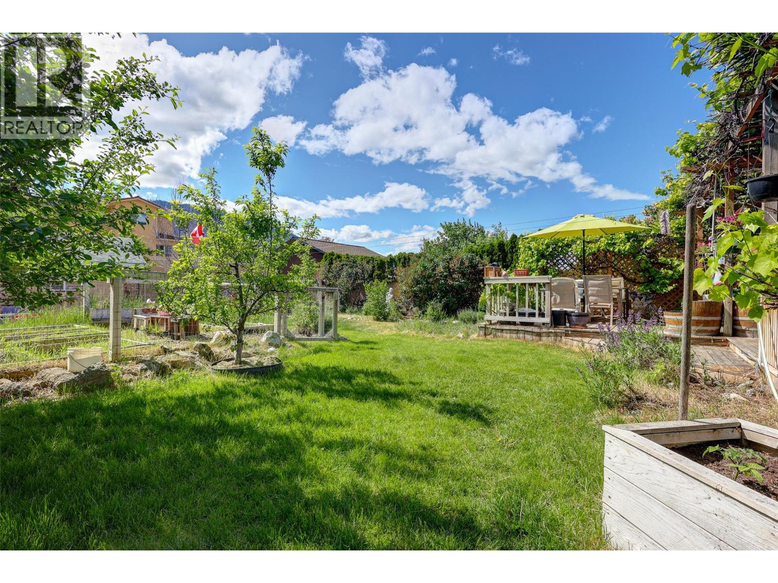 8 Rose Place, Osoyoos, British Columbia  V0H 1V1 - Photo 52 - 10348076