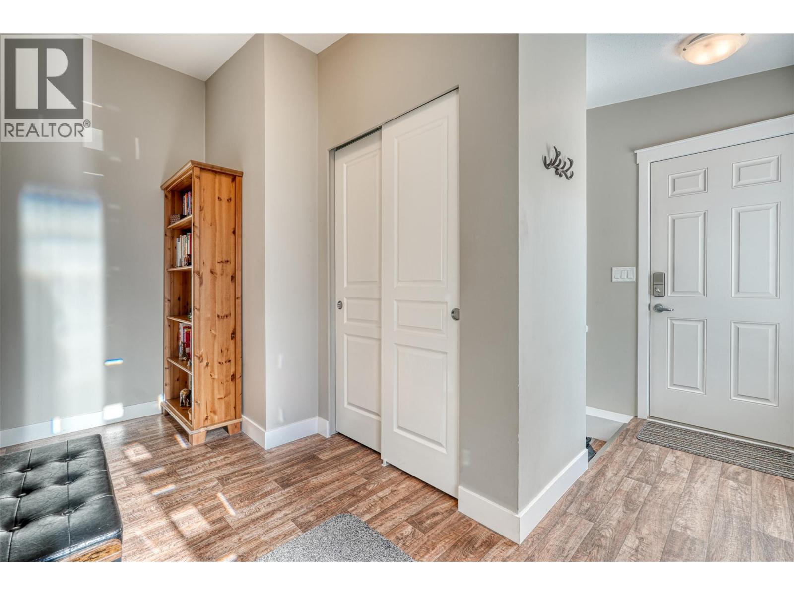 189 Resolute Road, Kaleden, British Columbia  V0H 1N6 - Photo 2 - 10370514