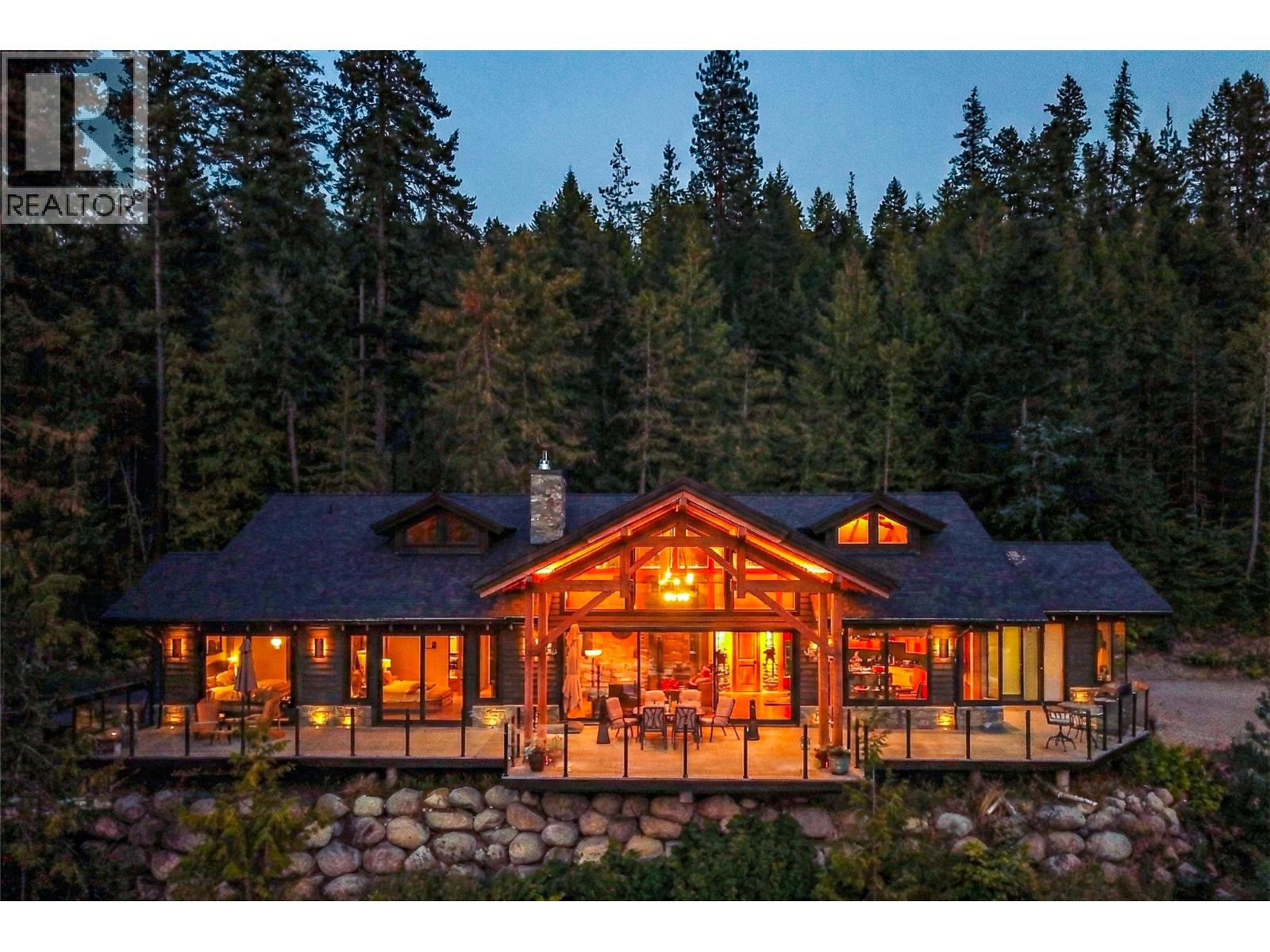234 WALKERS Lane, kootenay bay, British Columbia