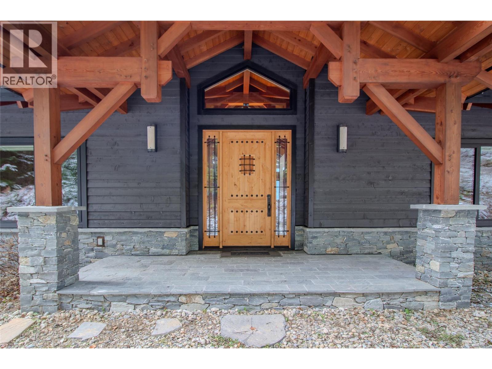 234 Walkers Lane, Kootenay Bay, British Columbia  V0B 1X0 - Photo 11 - 10370432