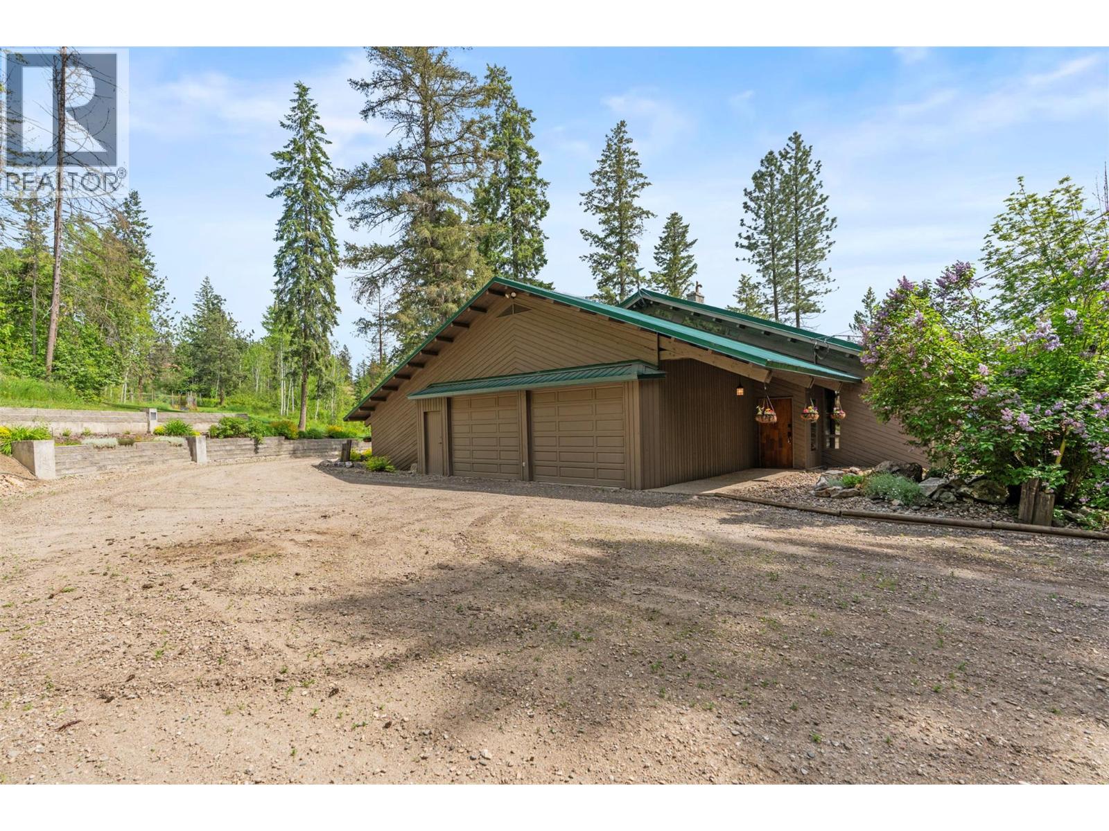1099 Enderby Mabel Lake Road, Enderby, British Columbia  V0E 1V5 - Photo 5 - 10369658