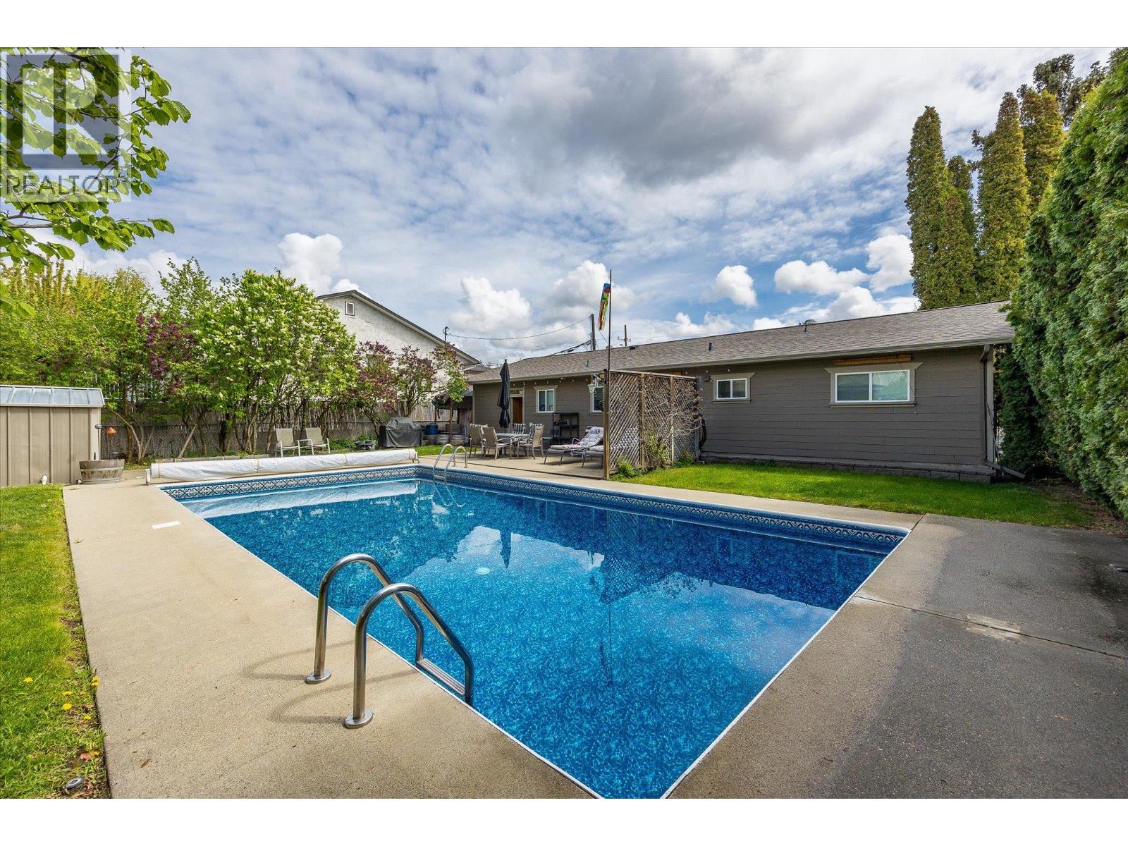 2030 Wilkinson Street, Kelowna, British Columbia  V1Y 3Z8 - Photo 10 - 10370323
