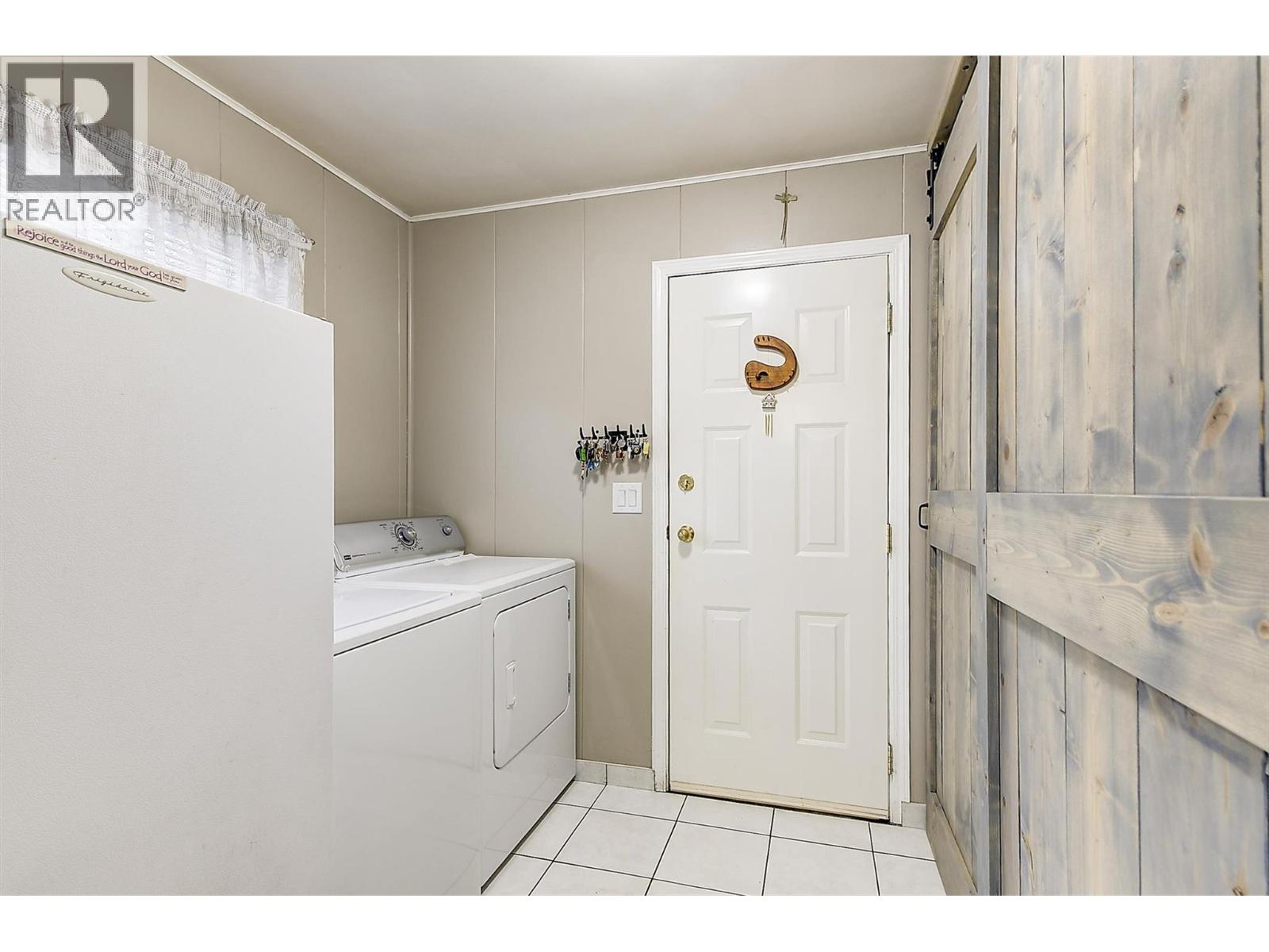 2030 Wilkinson Street, Kelowna, British Columbia  V1Y 3Z8 - Photo 25 - 10370323