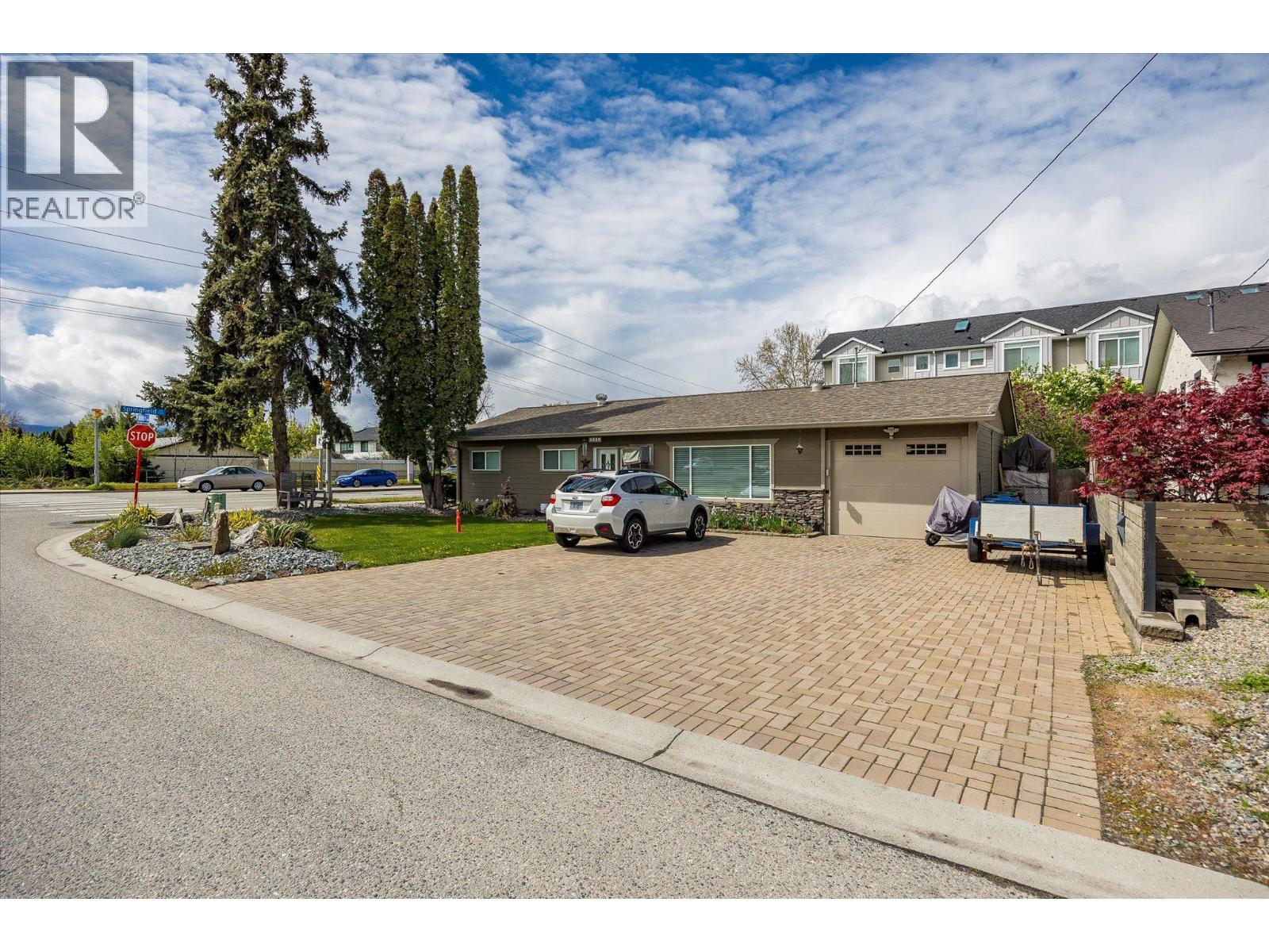 2030 Wilkinson Street, Kelowna, British Columbia  V1Y 3Z8 - Photo 33 - 10370323