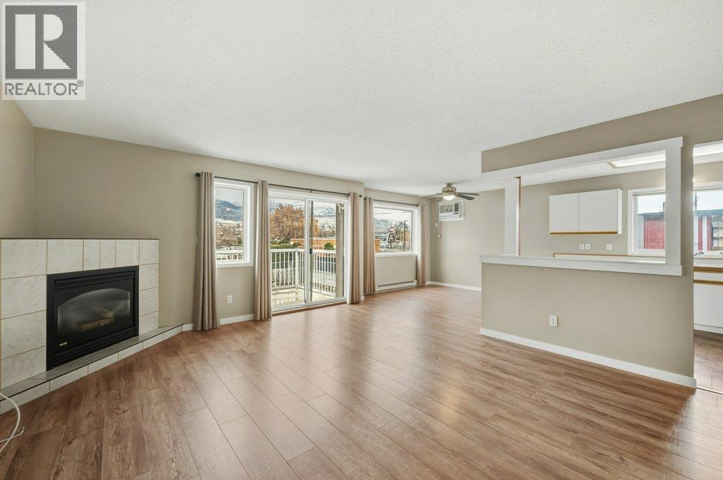 6201 Maple Drive Unit# 206, Osoyoos, British Columbia  V0H 1V3 - Photo 4 - 10369459