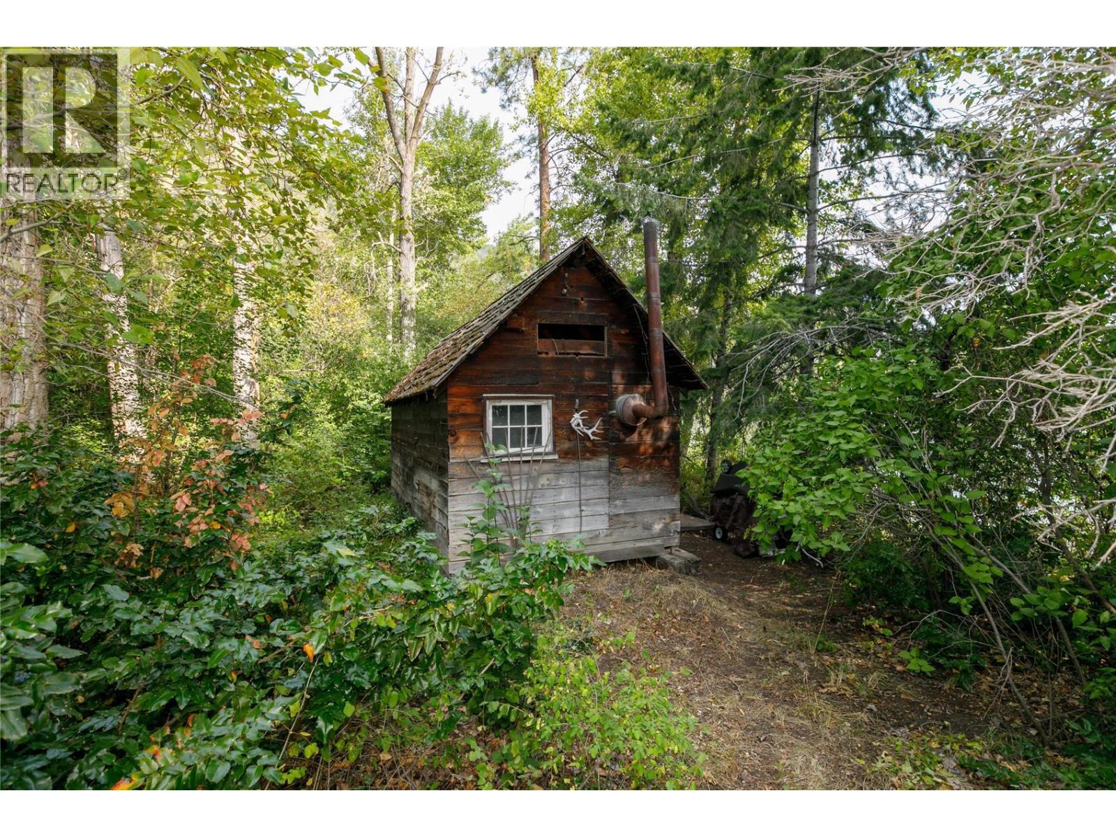 16821 Owl's Nest Road, Oyama, British Columbia  V4V 2E9 - Photo 11 - 10370441