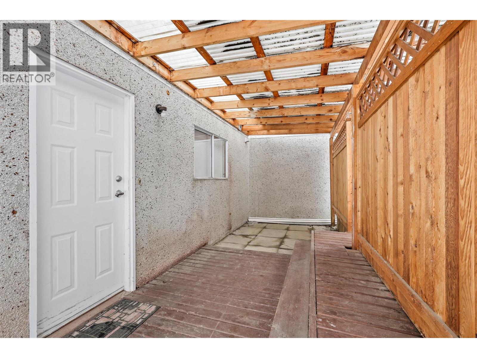 2667 Young Place, Kamloops, British Columbia  V2B 8A4 - Photo 23 - 10370409
