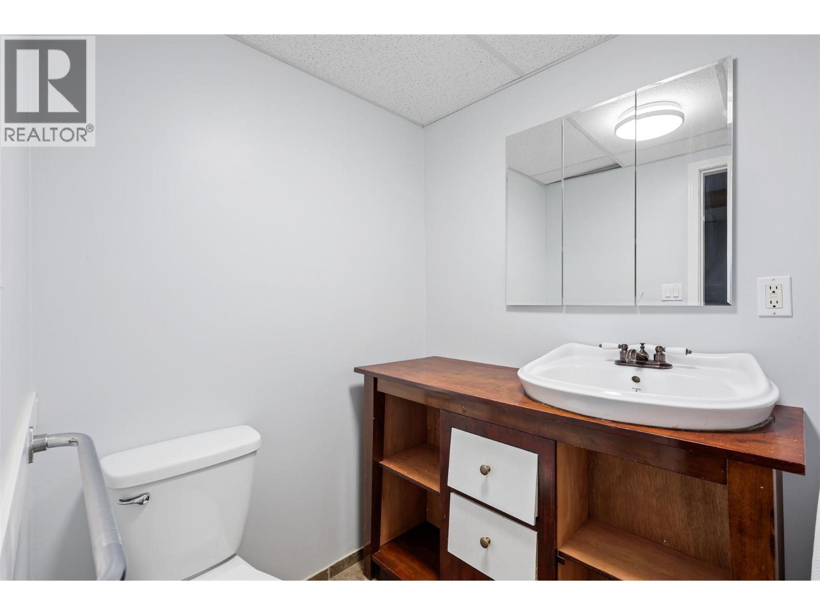 2667 Young Place, Kamloops, British Columbia  V2B 8A4 - Photo 26 - 10370409