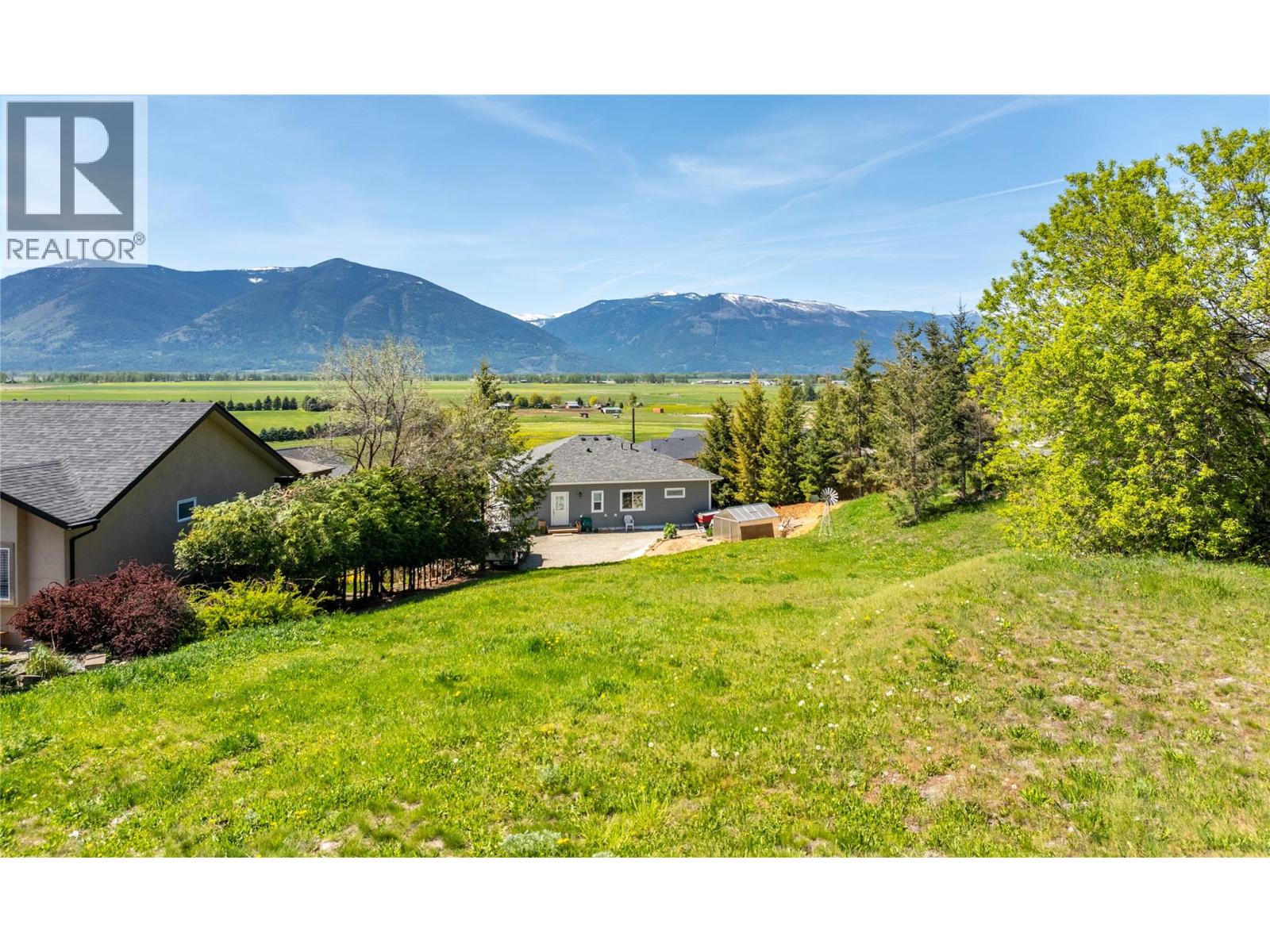 1031 SELKIRK Drive, creston, British Columbia