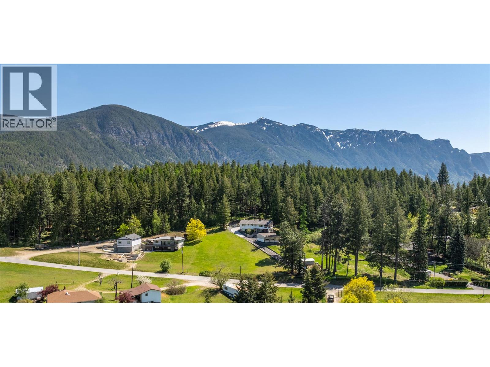 212 36th  N Avenue, Erickson, British Columbia  V0B 1G3 - Photo 5 - 10370557