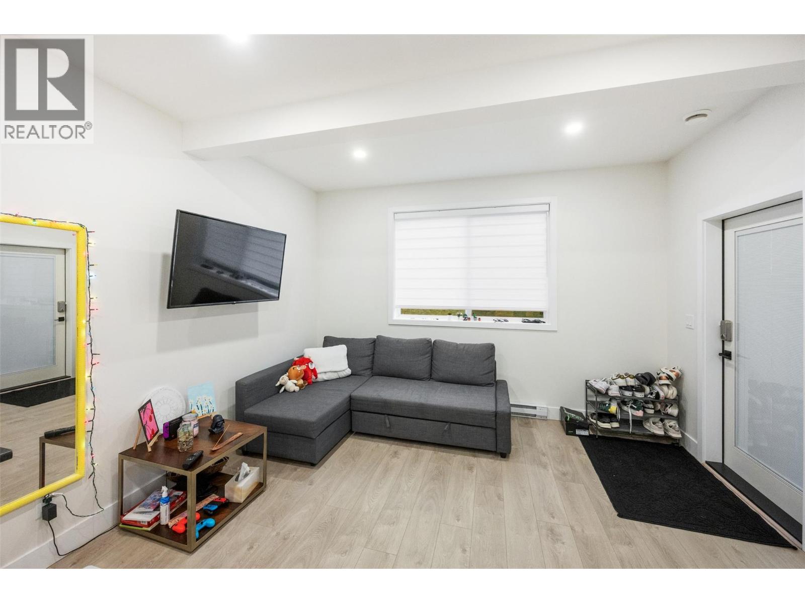 8000 Vedette Drive Unit# 22, Osoyoos, British Columbia  V0H 1V2 - Photo 37 - 10370555