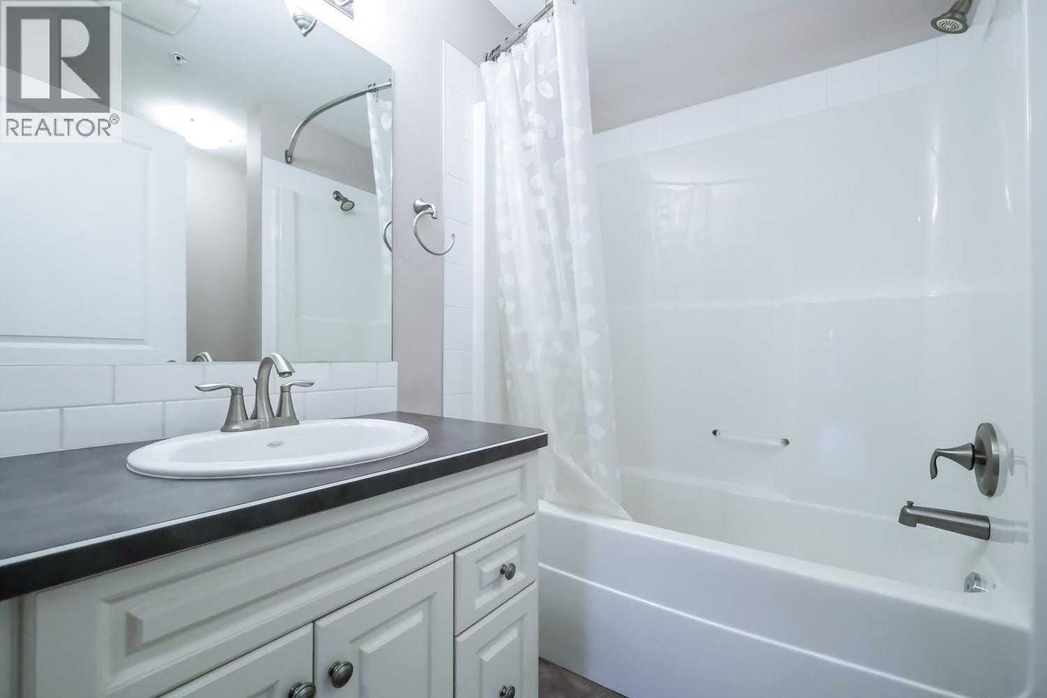 764 Government Street Unit# 101, Penticton, British Columbia  V2A 4T3 - Photo 24 - 10370618