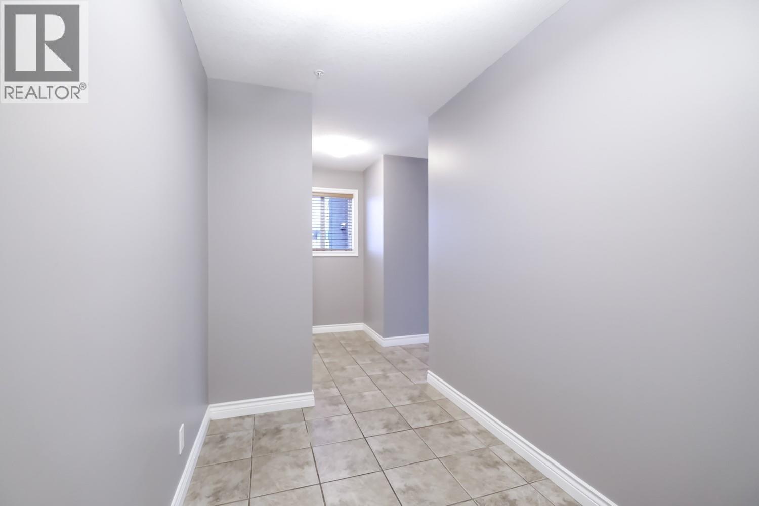 764 Government Street Unit# 101, Penticton, British Columbia  V2A 4T3 - Photo 5 - 10370618