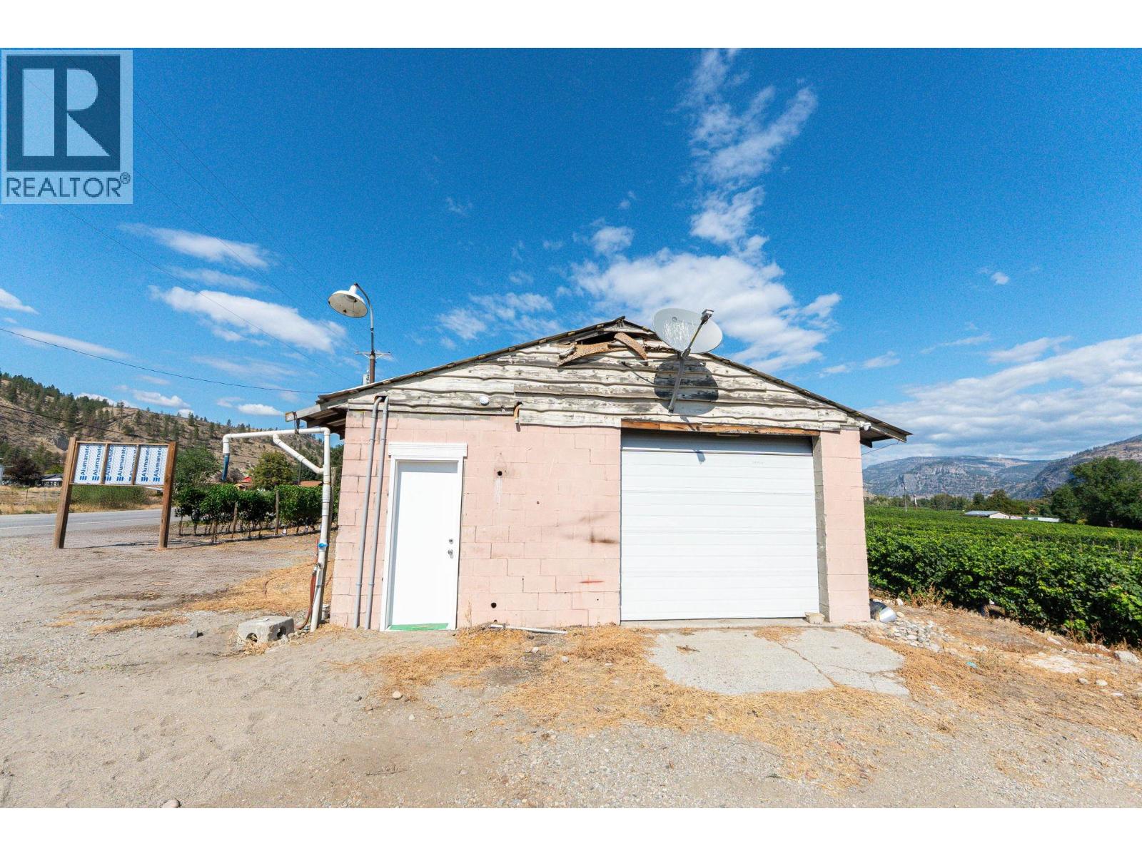 7337 Highway 97, Oliver, British Columbia  V0H 1T5 - Photo 18 - 10363584