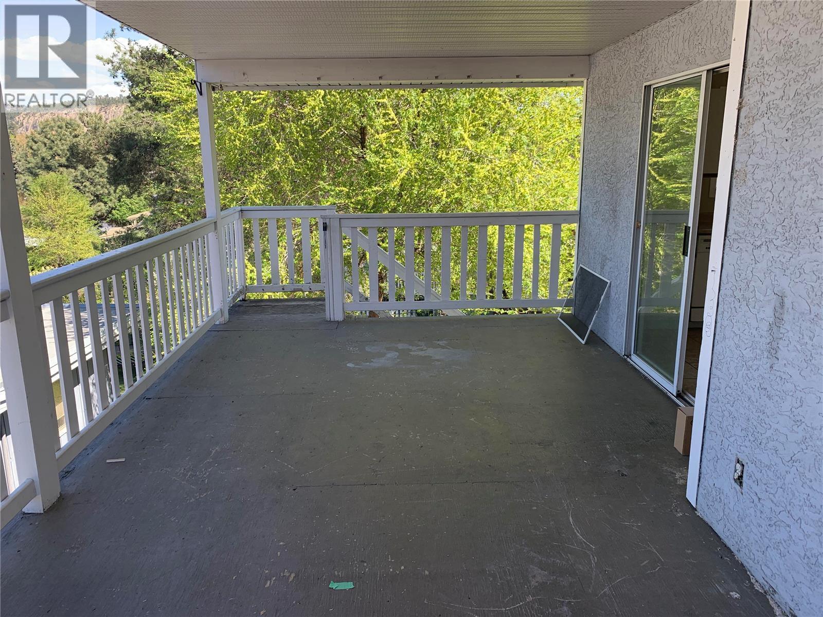 1425 Highland Drive S, Kelowna, British Columbia  V1Y 3W3 - Photo 3 - 10370610