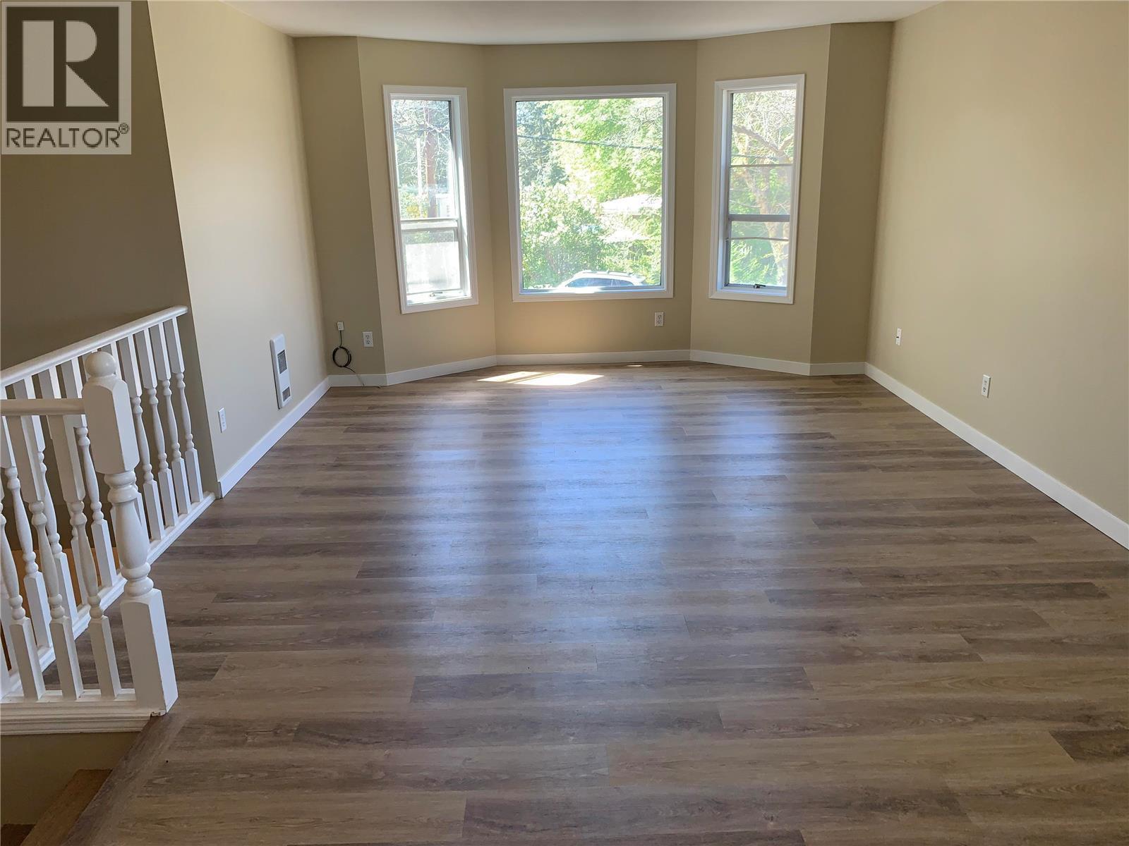 1425 Highland Drive S, Kelowna, British Columbia  V1Y 3W3 - Photo 37 - 10370610