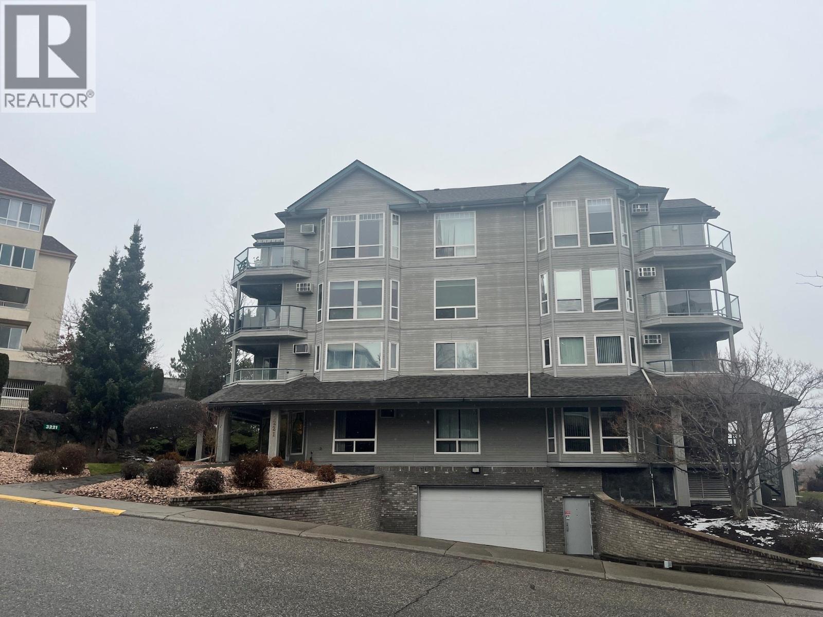 3221 Centennial Drive Unit# 401, vernon, British Columbia