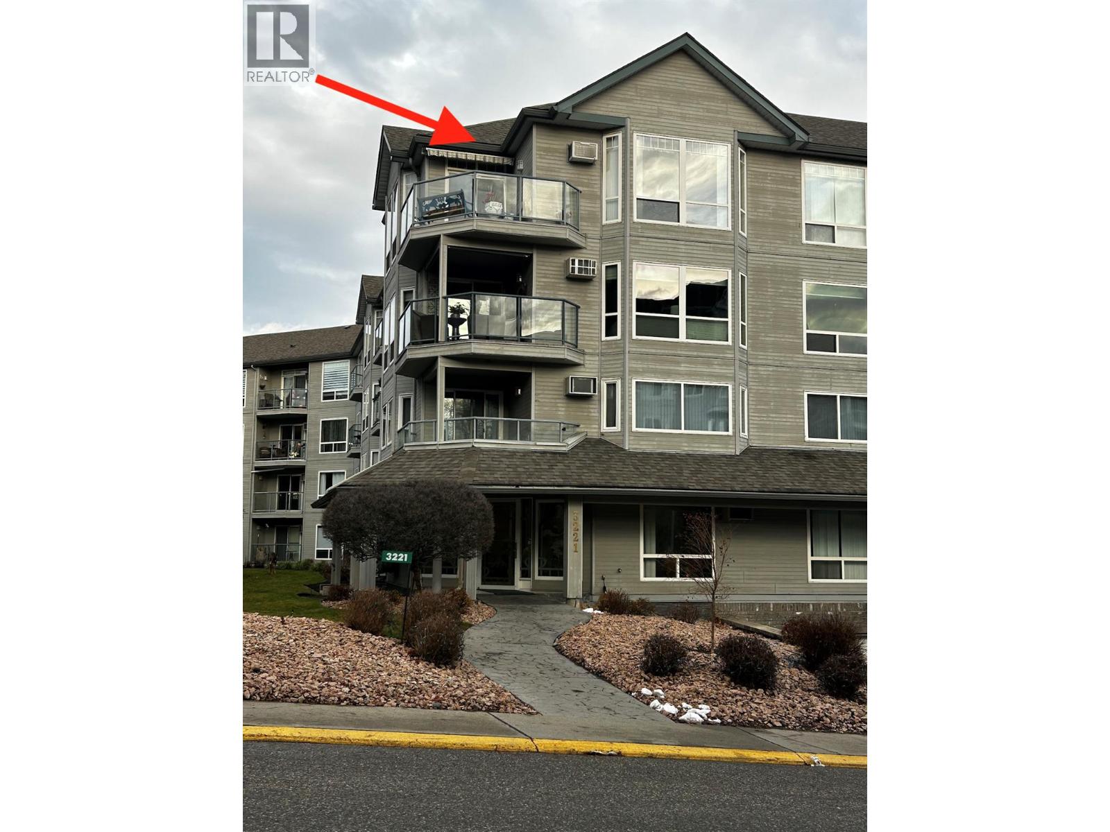 3221 Centennial Drive Unit# 401, Vernon, British Columbia  V1T 2T8 - Photo 2 - 10370533