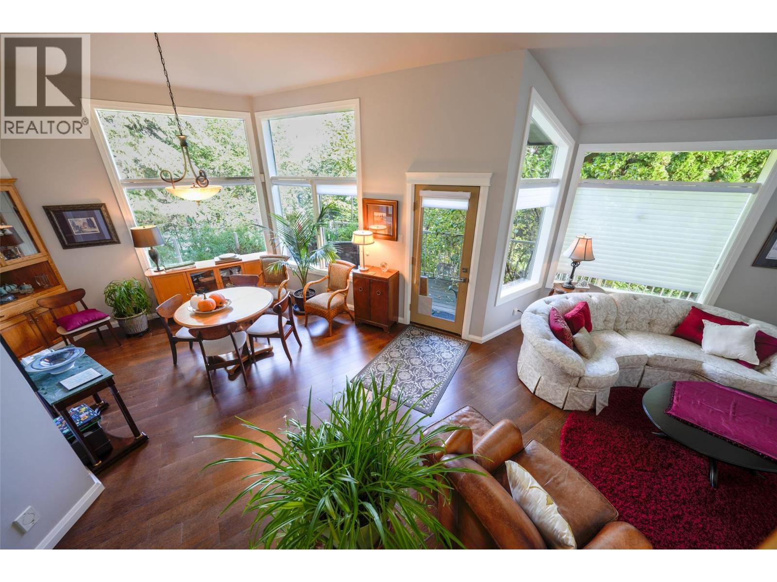 14038 Ponderosa Way, Coldstream, British Columbia  V1B 2E8 - Photo 10 - 10370661