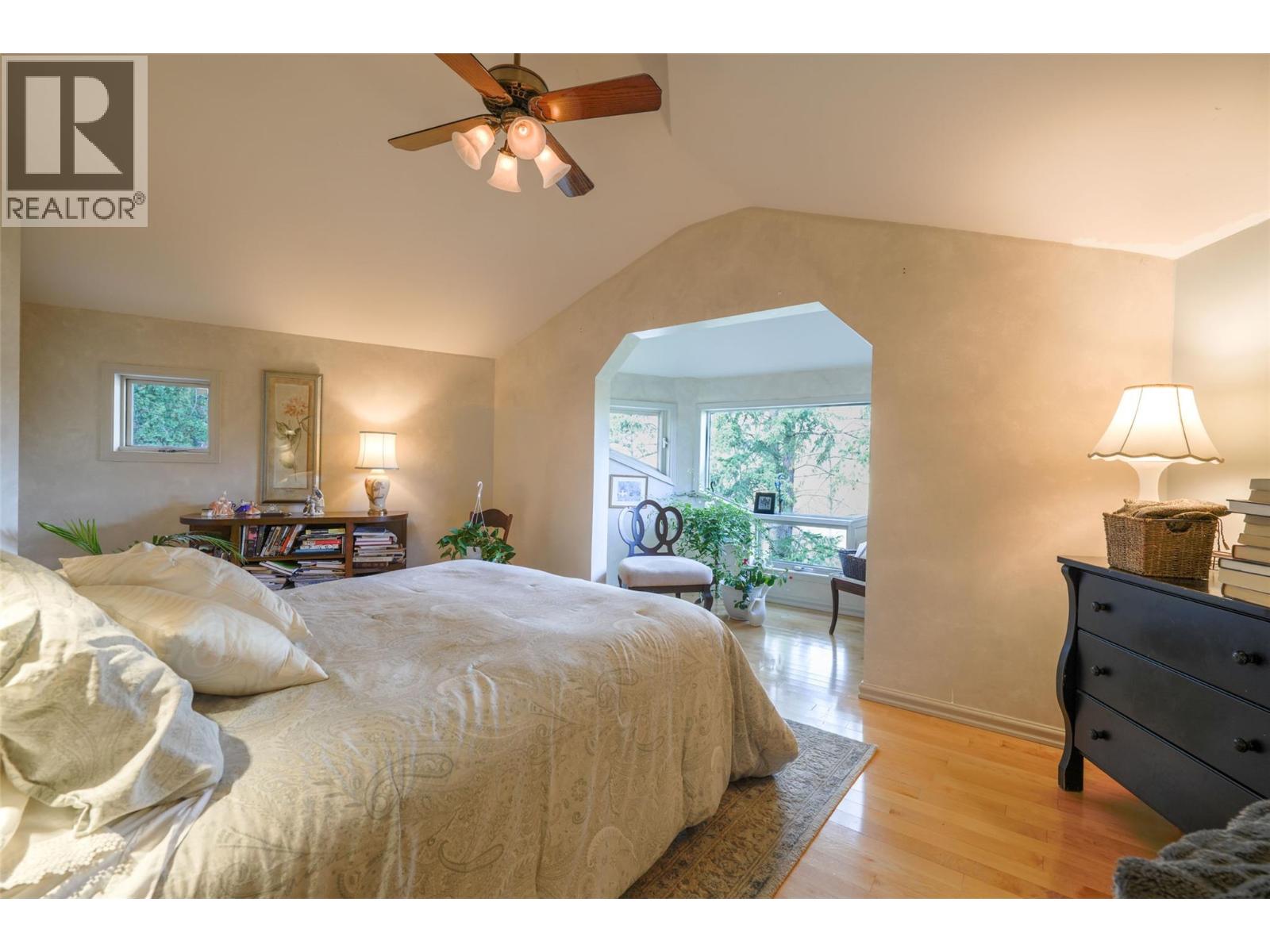 14038 Ponderosa Way, Coldstream, British Columbia  V1B 2E8 - Photo 18 - 10370661